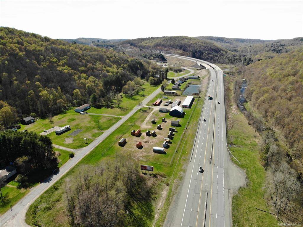 206 Service Road - Photo 1