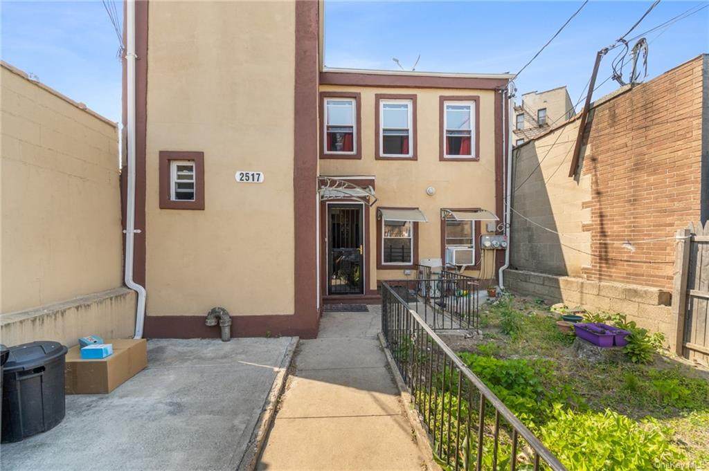 2517 Boston Road - Photo 1