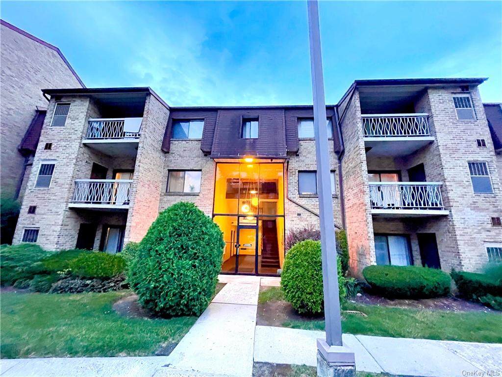 414 Kennedy Drive - Photo 1