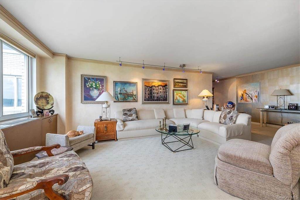 3333 Henry Hudson Parkway - Photo 1