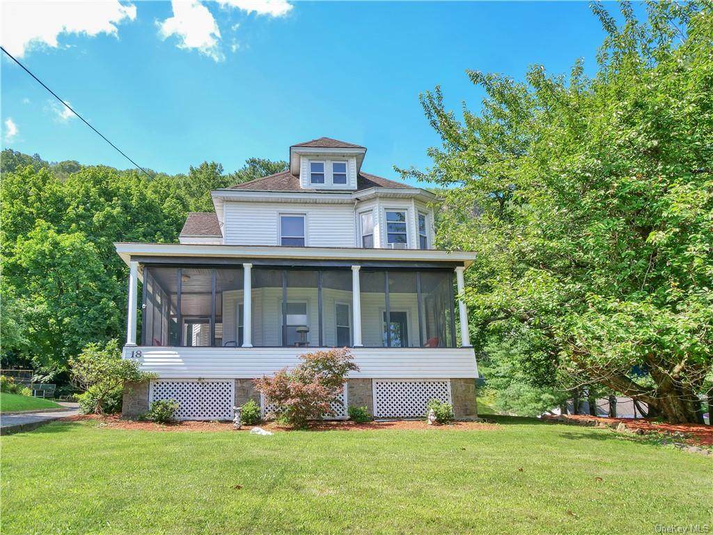 18 Hillside Avenue - Photo 1
