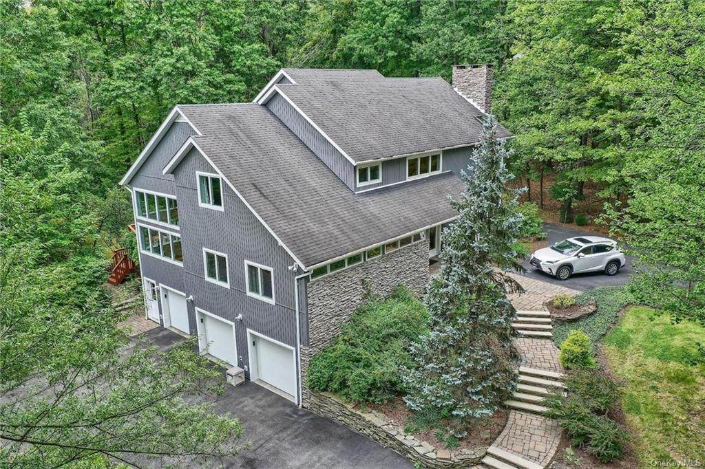 25 Twin Ponds Road - Photo 1