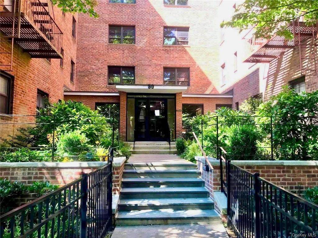 50 White Oak Street - Photo 1