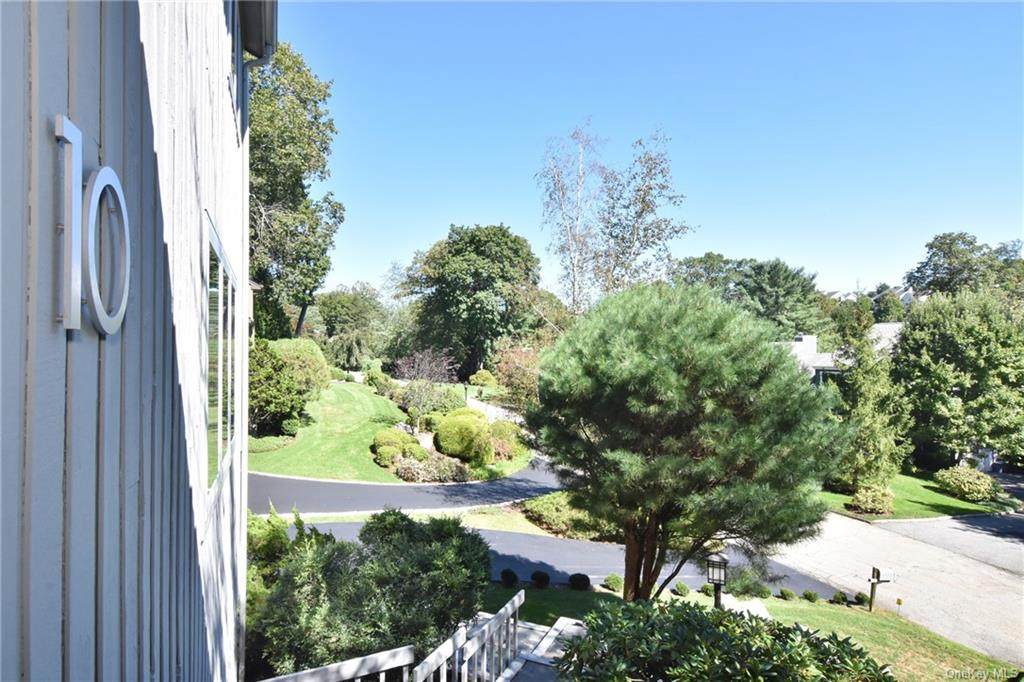 10 Cherry Hill Court - Photo 1