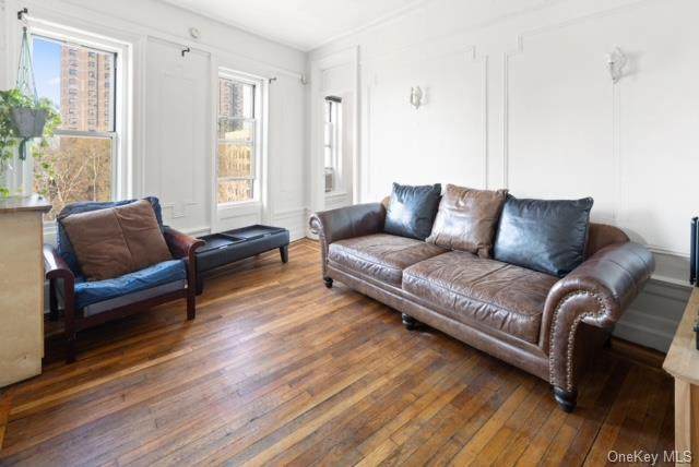 930 Saint Nicholas Avenue - Photo 1