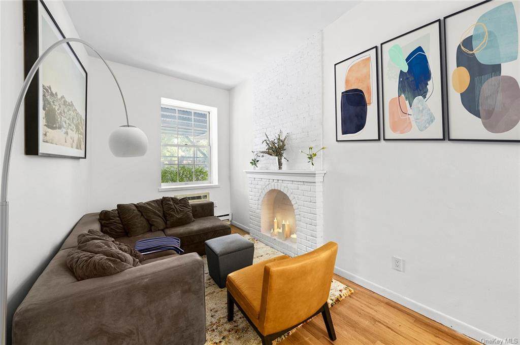 331 W 21st Street - Photo 1