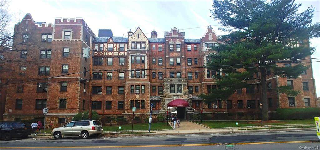 23 Old Mamaroneck Road - Photo 1