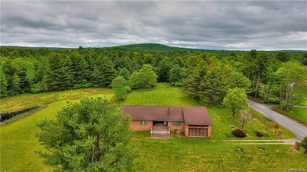 811 Sackett Lake Road - Photo 1