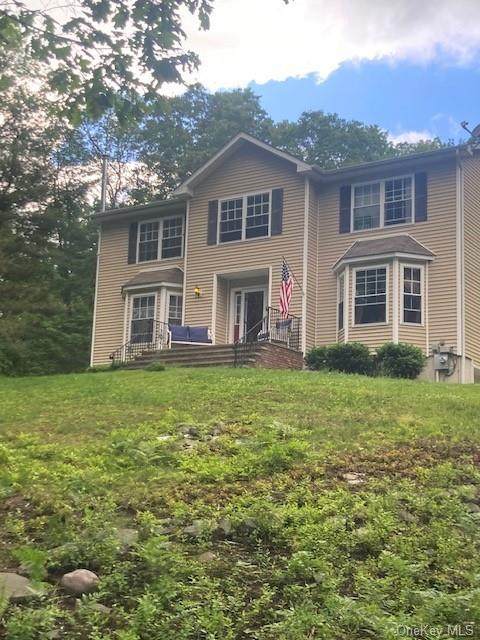 44 Sara Lane - Photo 1