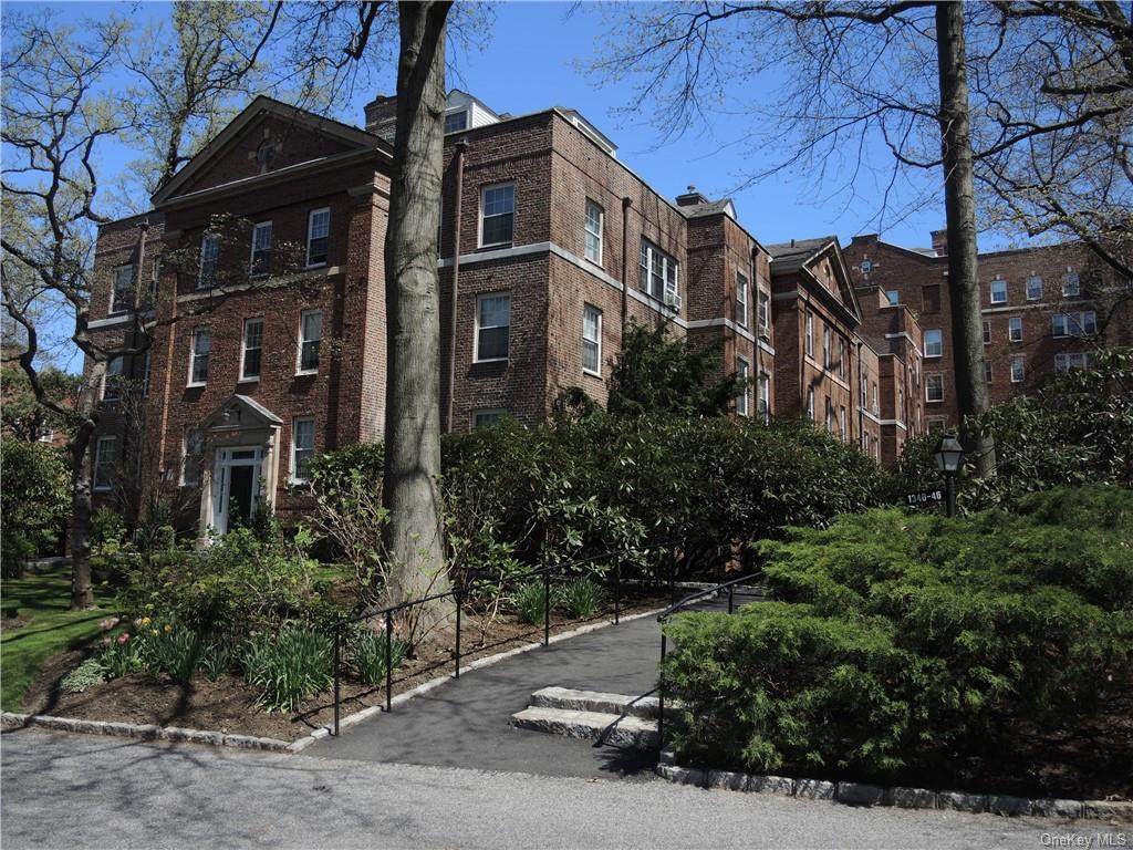1342 Midland Avenue - Photo 1
