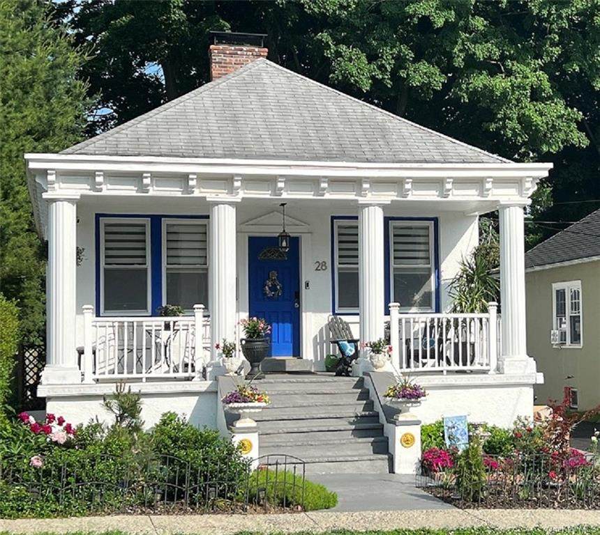 28 Northfield Avenue - Photo 1