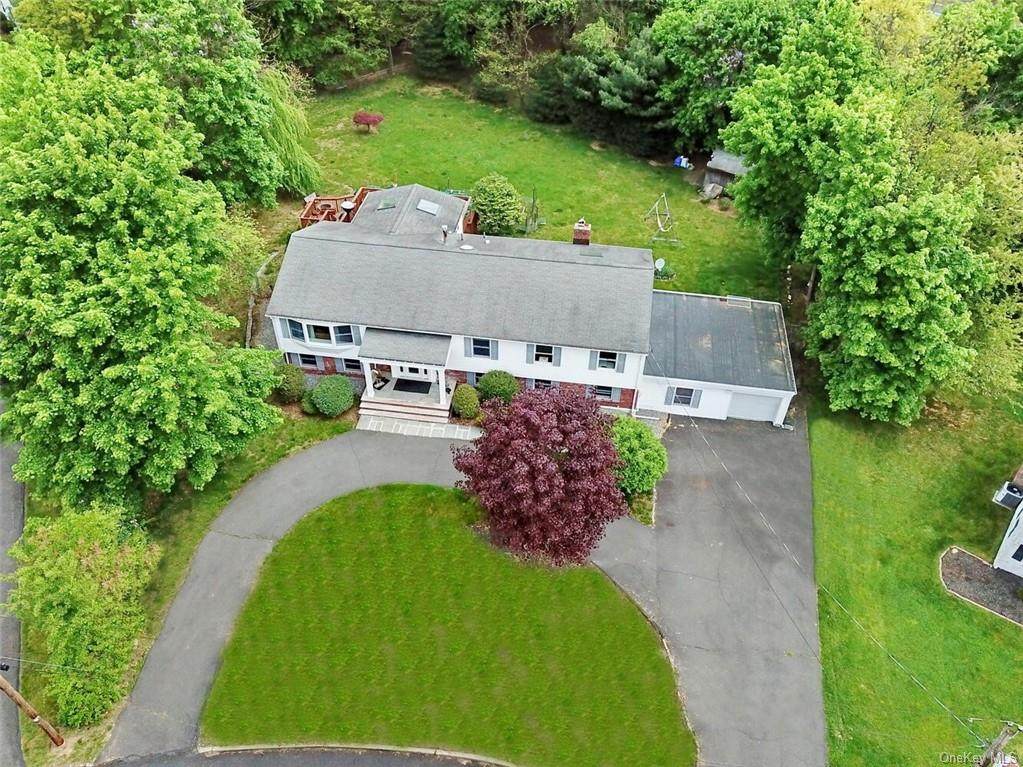 8 Rosemont Drive - Photo 1