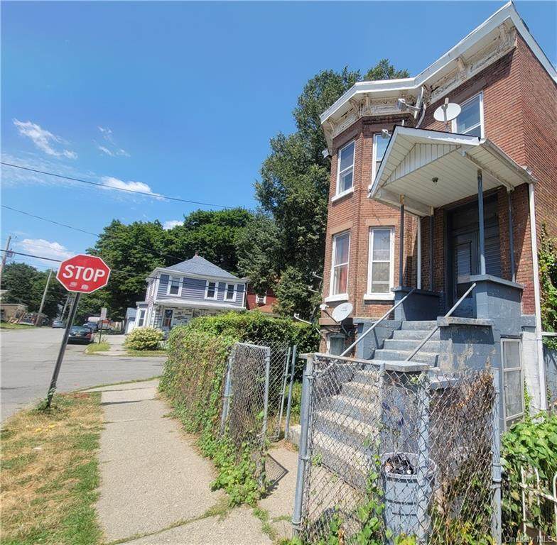 106 Carson Avenue - Photo 1