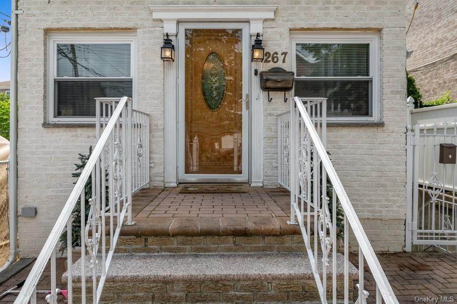 267 Robinson Avenue - Photo 1