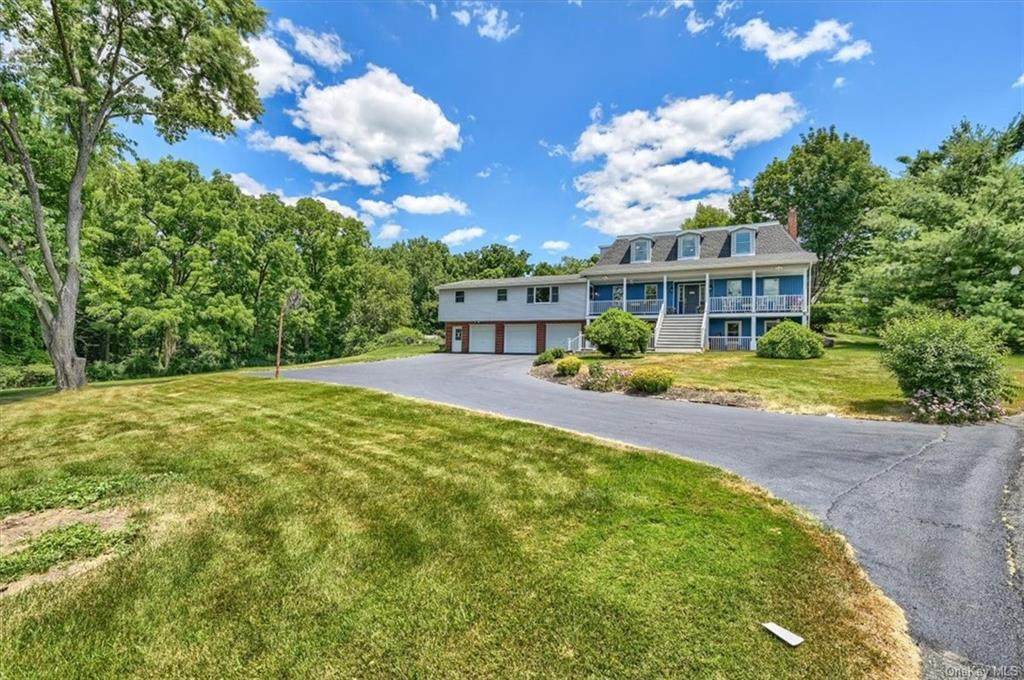9 Echo Lane - Photo 1