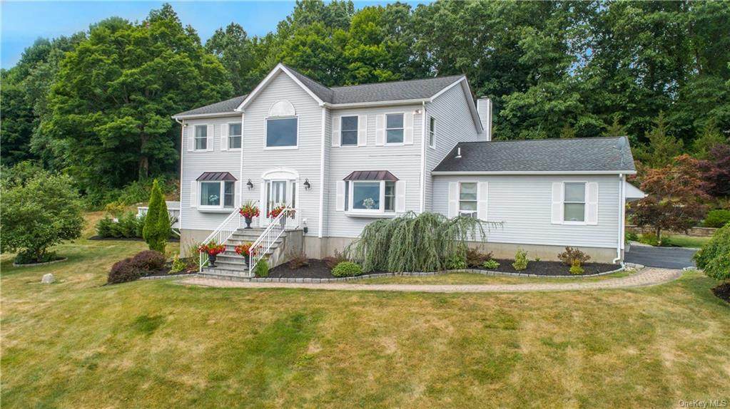 67 Jennifer Lane - Photo 1