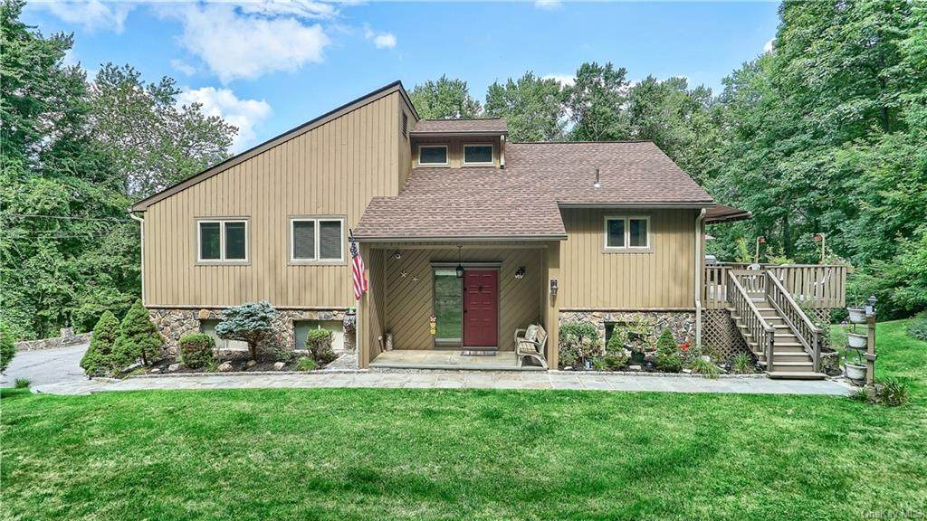 55 Mahopac Avenue - Photo 1