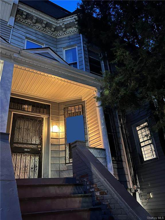 1276 Findlay Avenue - Photo 1