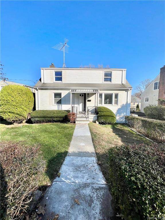 1525 Mamaroneck Avenue - Photo 1