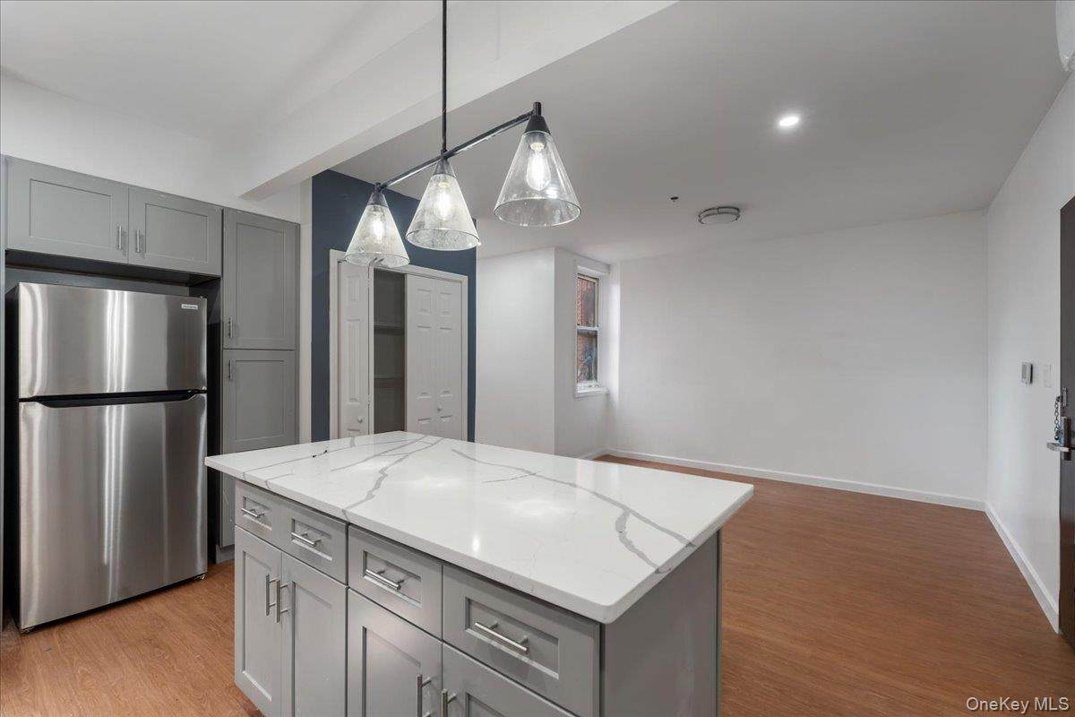 324 Eldert Street - Photo 1