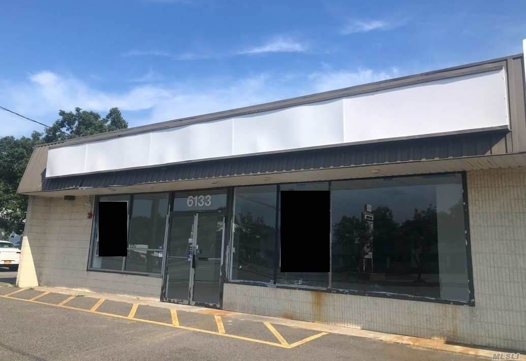 6133 Jericho Turnpike - Photo 1