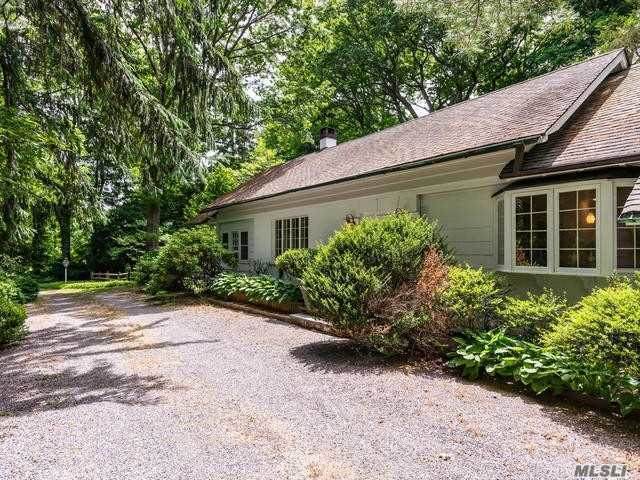 16 Horse Hollow Road - Photo 1