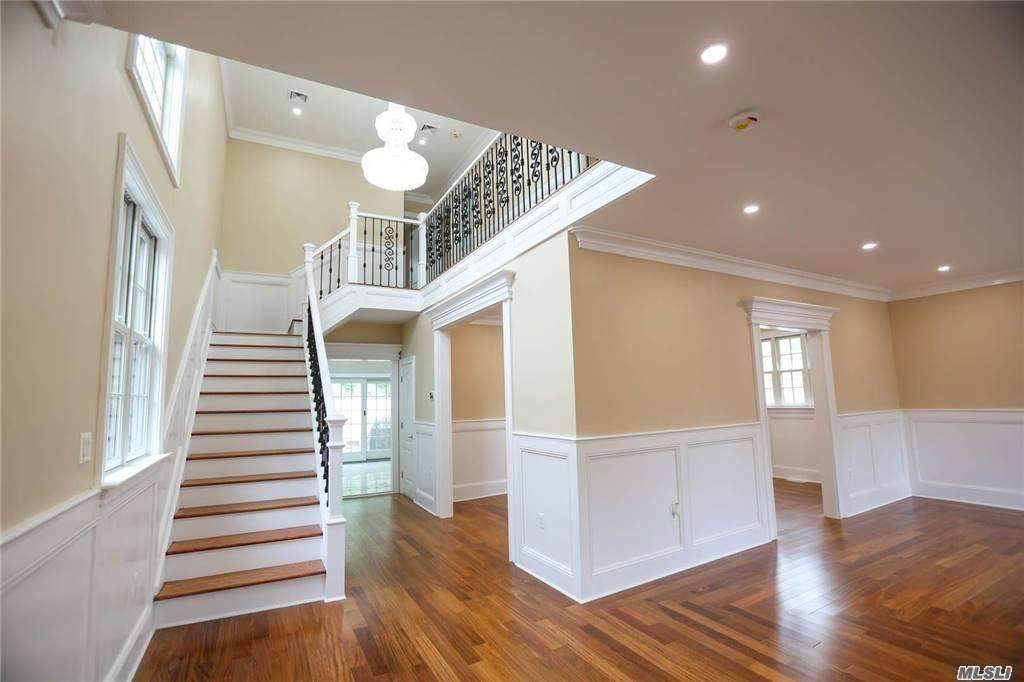 248-14 Van Zandt Avenue - Photo 1