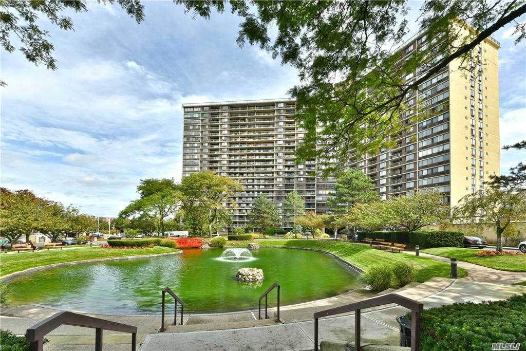 1 Bay Club Drive - Photo 1