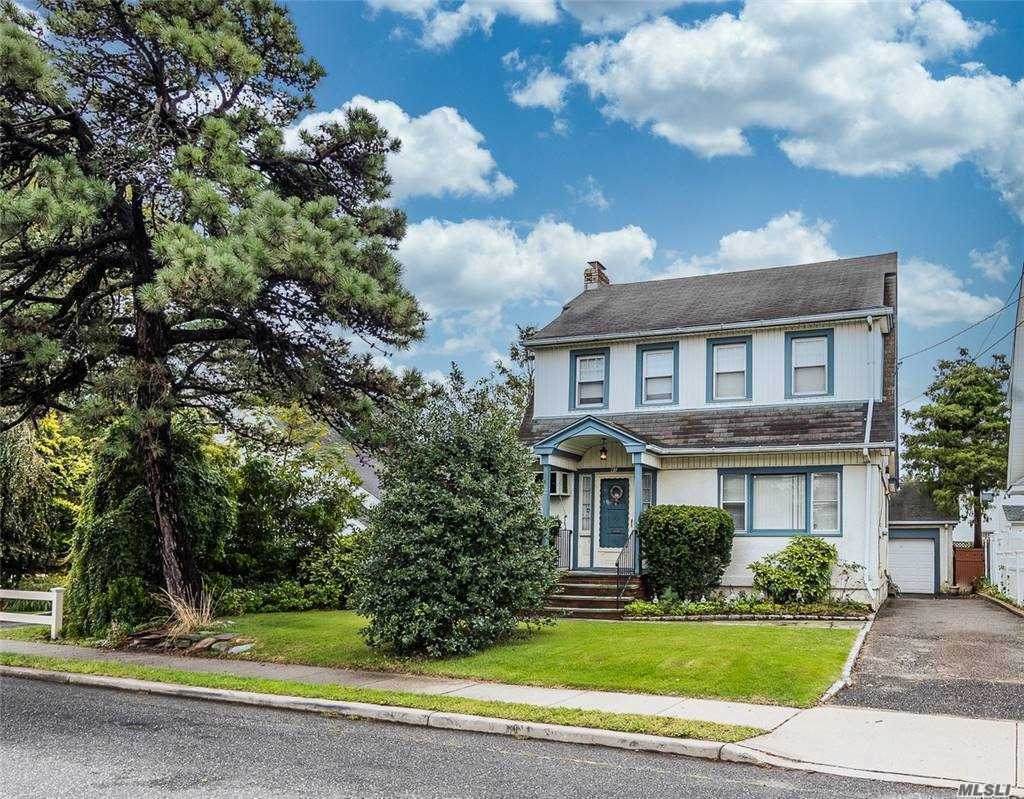 41 Franklin Avenue - Photo 1