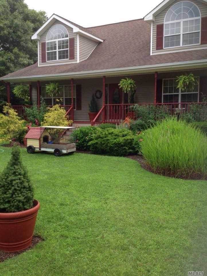 87 Bernstein Boulevard - Photo 1