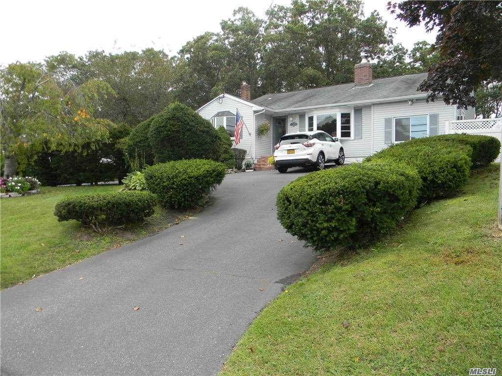 118 Woodside Avenue - Photo 1