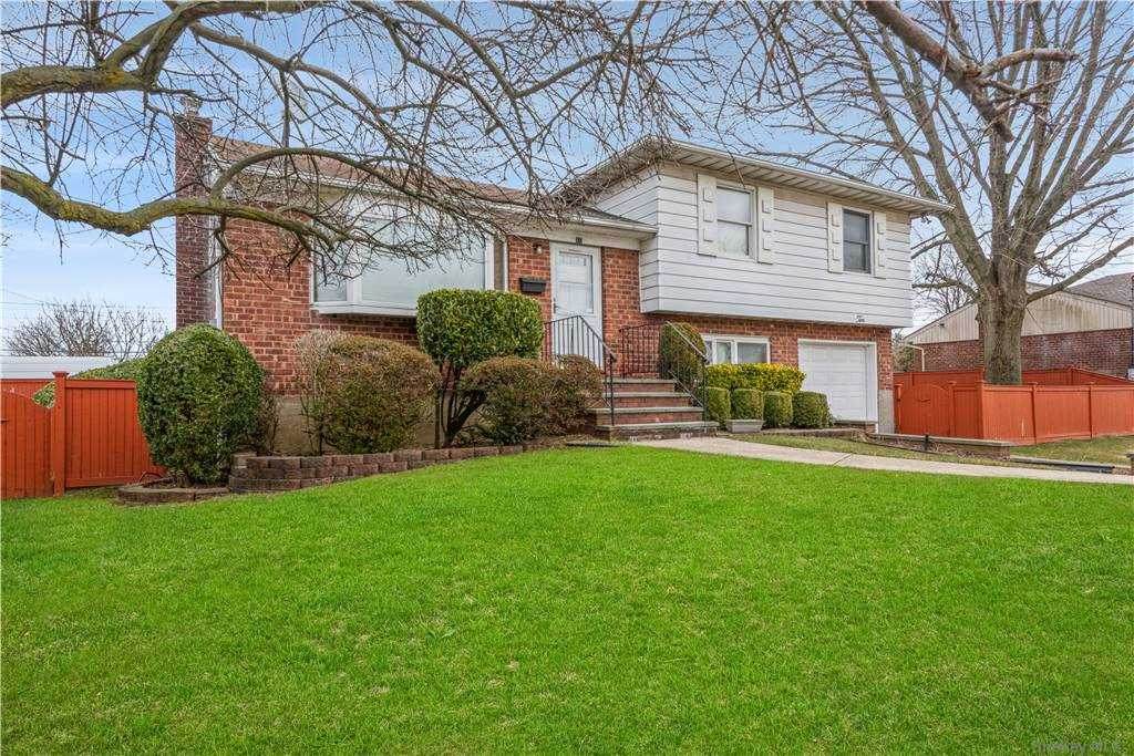10 Jefferson Avenue - Photo 1