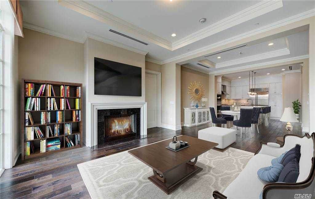 2000 Royal Court - Photo 1