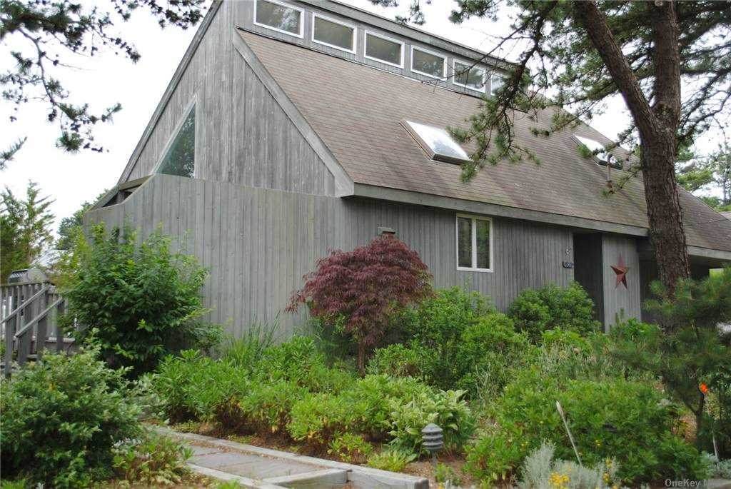 36 Wyandanch Road - Photo 1