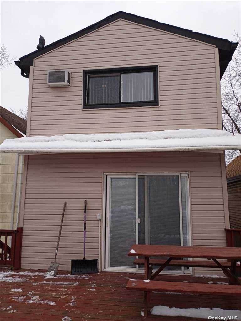 431 Hamden Avenue - Photo 1
