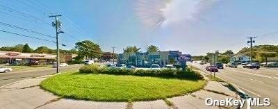 1802 Jericho Turnpike - Photo 1