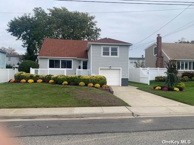 240 Lincoln Avenue - Photo 1