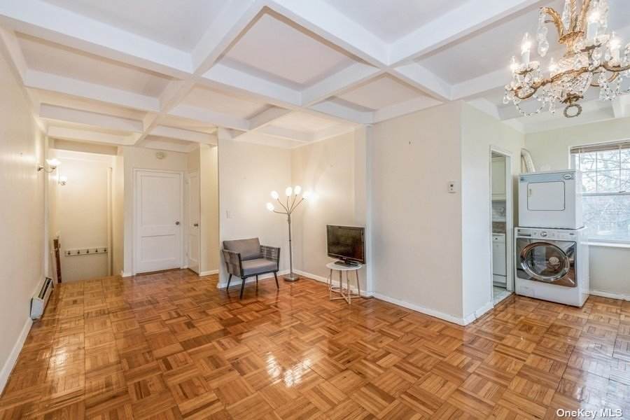 144-35 Charter Road - Photo 1
