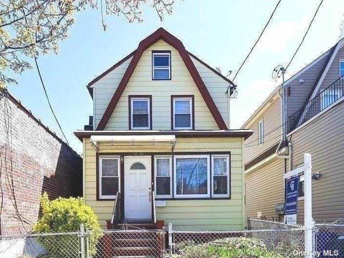 1533 149 Street - Photo 1