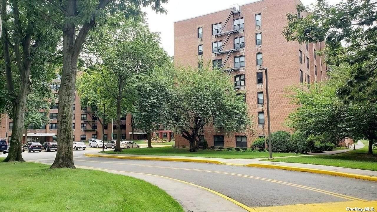 75-24 Bell Blvd - Photo 1