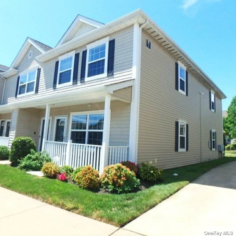 701 Willow Lane - Photo 1