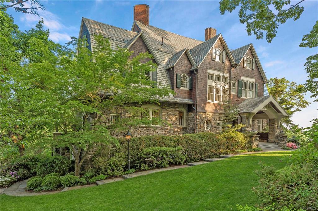 6 Chestnut Avenue - Photo 1