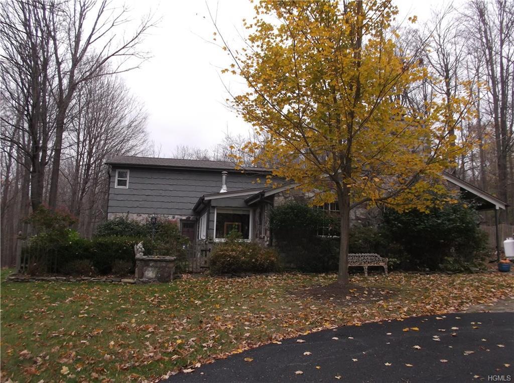 883 Laroe Road - Photo 1