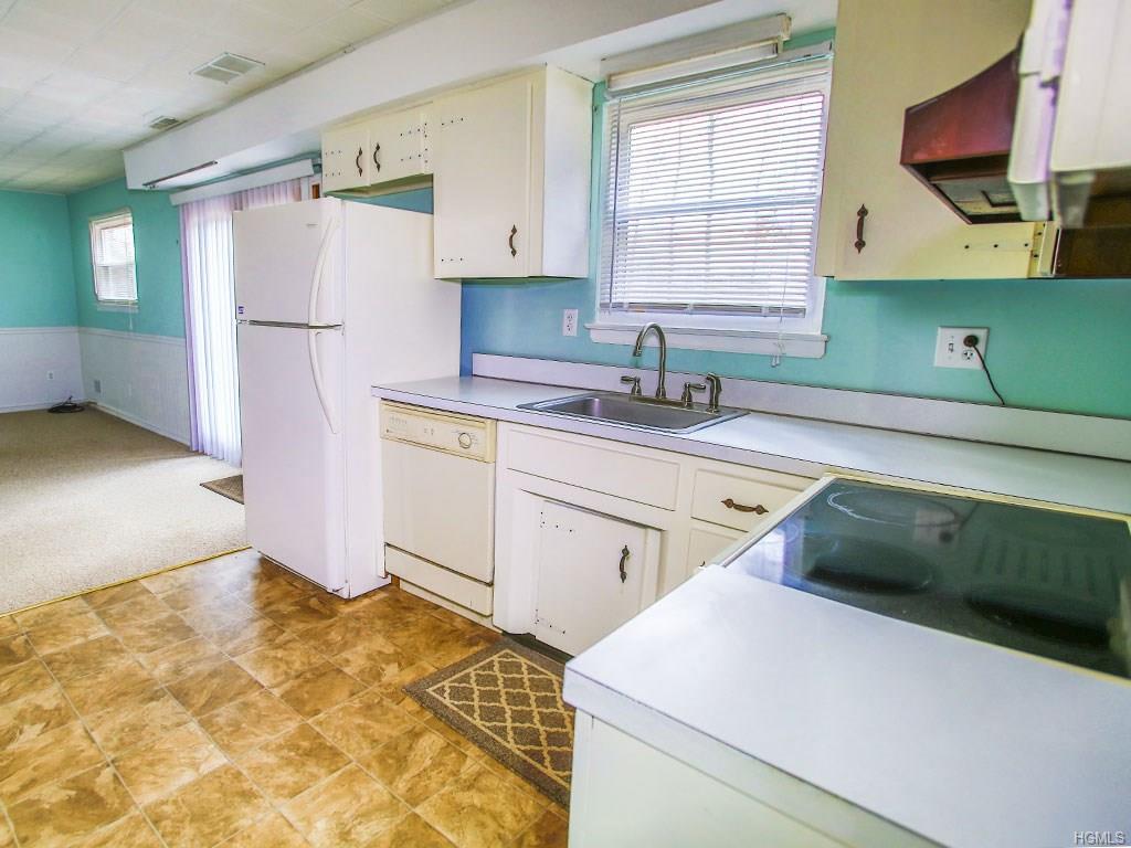 19 Marcy Lane - Photo 1