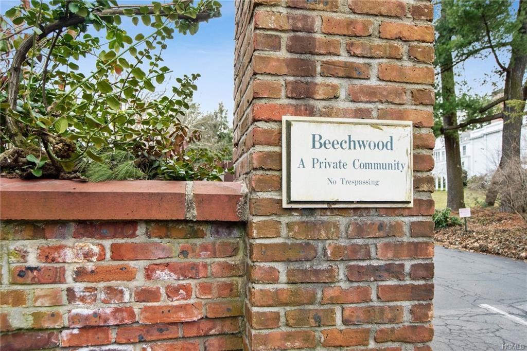 9 Beechwood Way - Photo 1