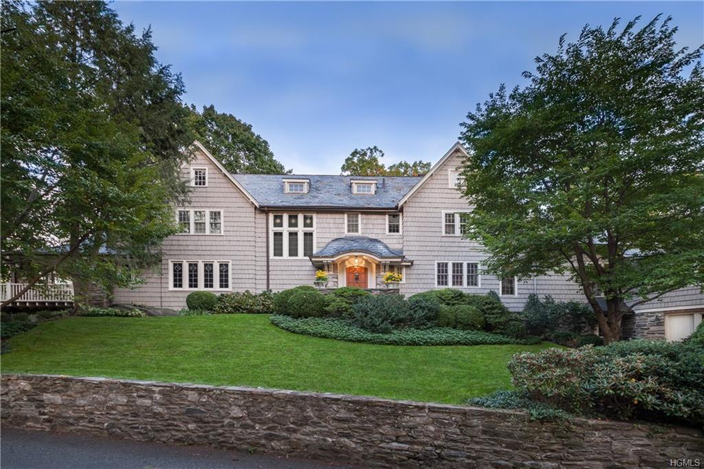 6 Northern Avenue - Photo 1
