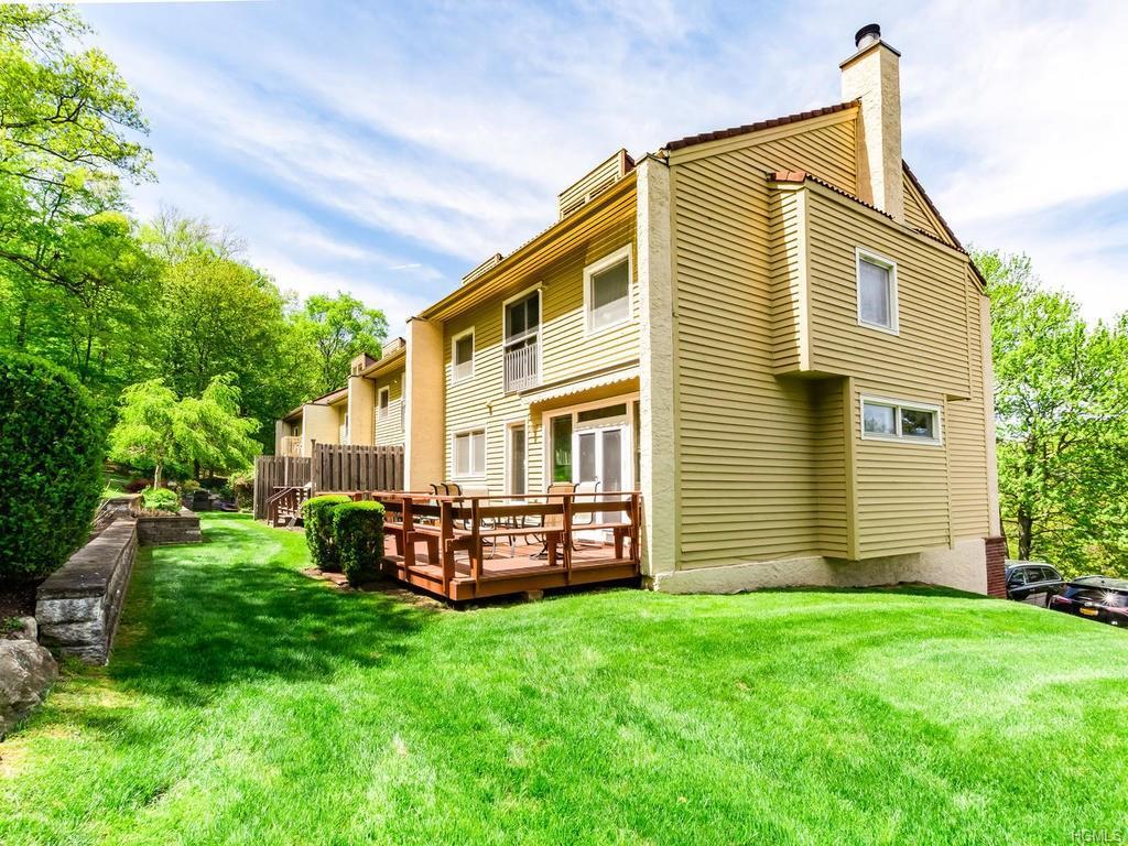 15 Deer Ridge Road - Photo 1