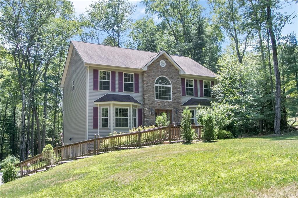 16 Oxford Drive - Photo 1