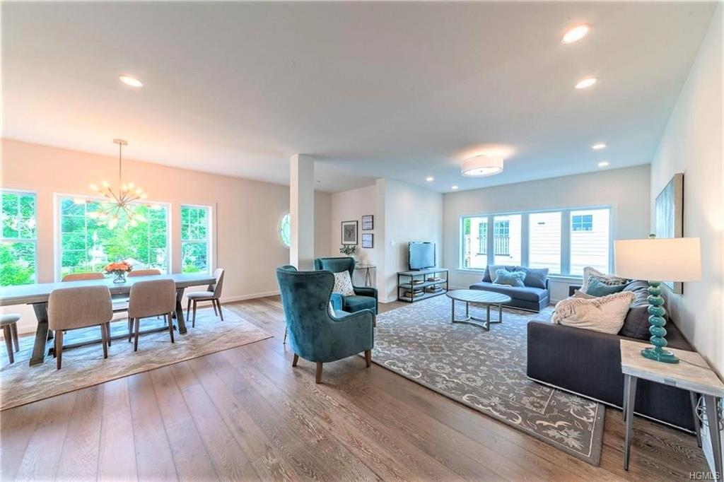 71 Maple Avenue - Photo 1