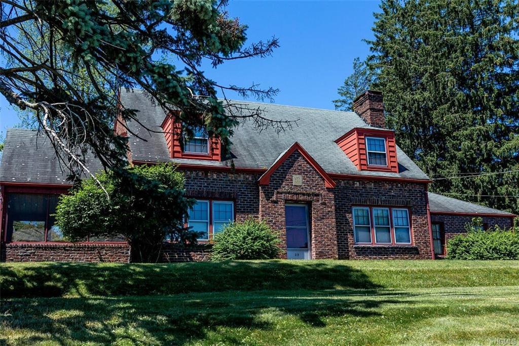 23 Franklin Drive - Photo 1
